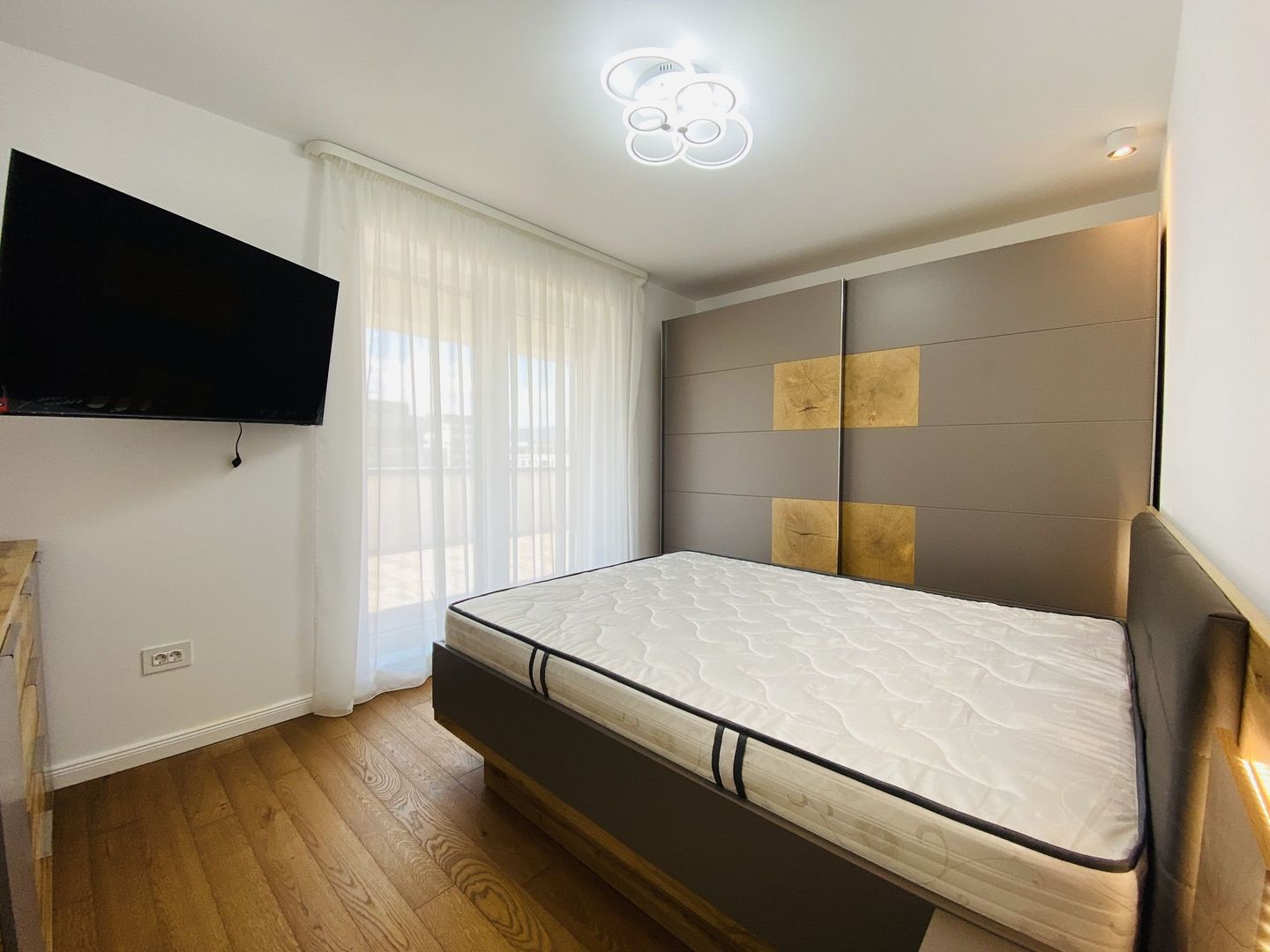 Penthouse Coresi Avantgarden - Kasper - Poză 2