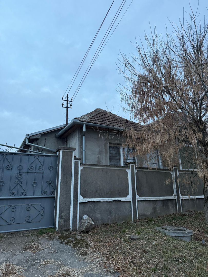 Casa Hidișelu de Sus, teren 1 800 mp. 73 900 E. Comision 0 - Poză 7