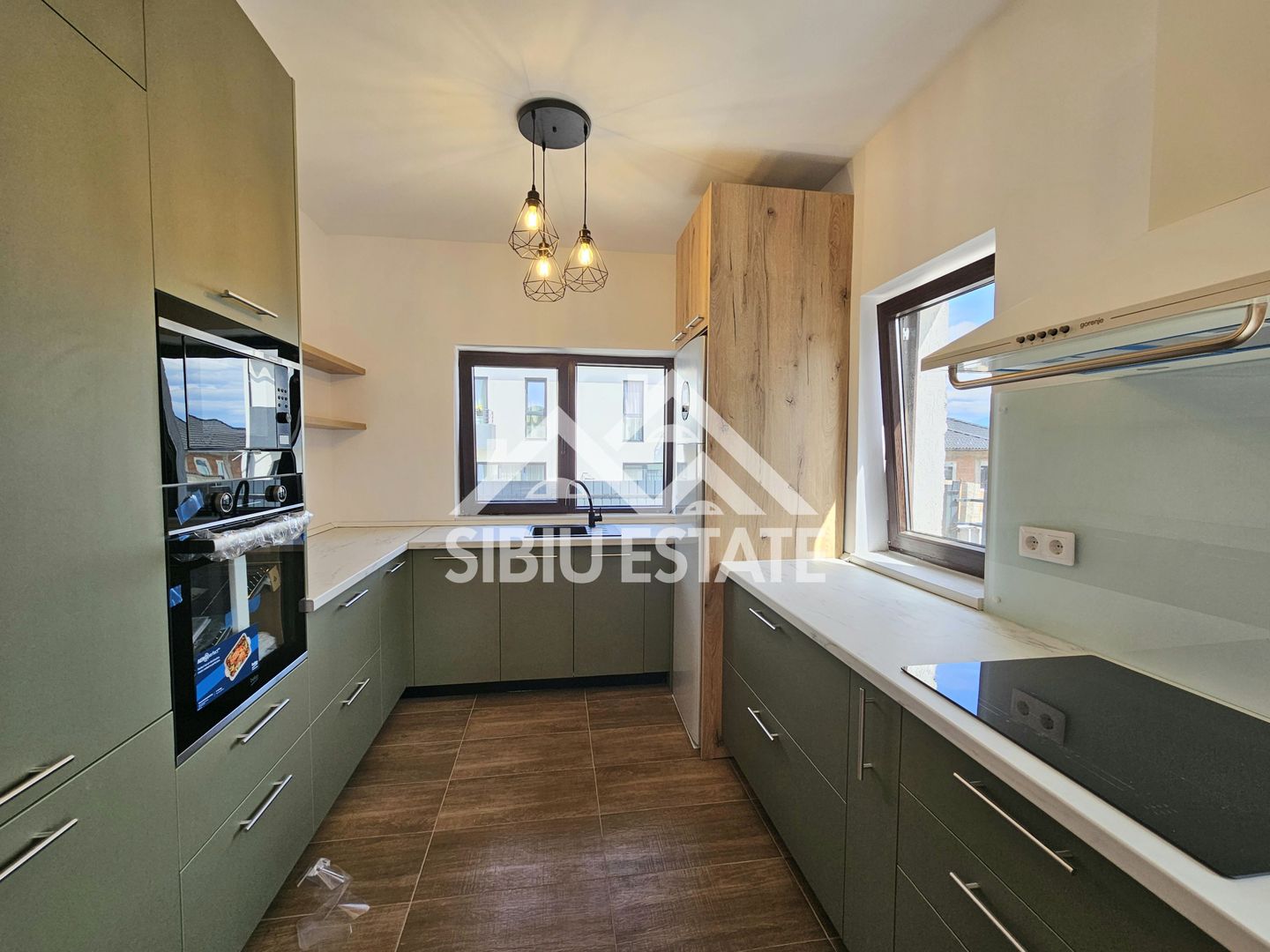 Casa mobilată 4 camere  Sibiu Calea Cisnadiei, NOU - Poză 15