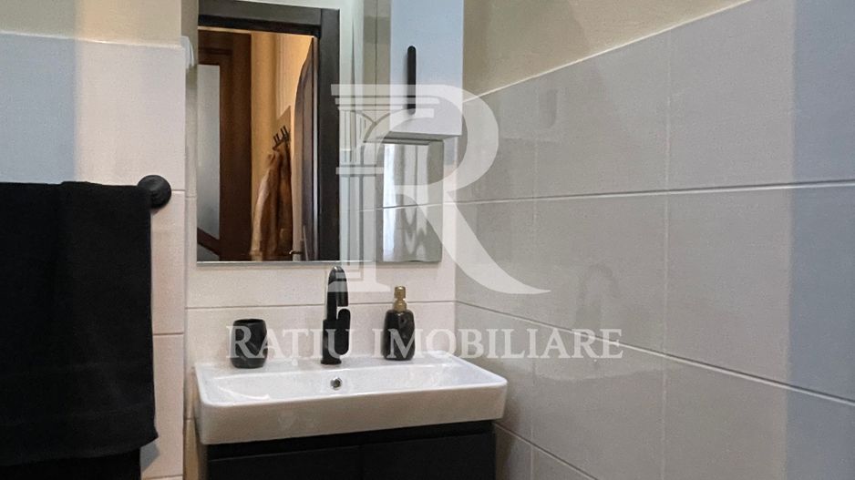 Proprietate Exclusivistă | Apartament la Casă | Ultracentral | Oradea - Poză 13