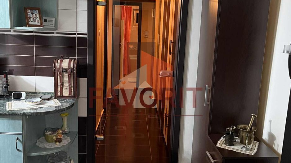 3 camere, decomandat | etaj 4 | centrala proprie | mobilat | zona excelenta - Poză 14