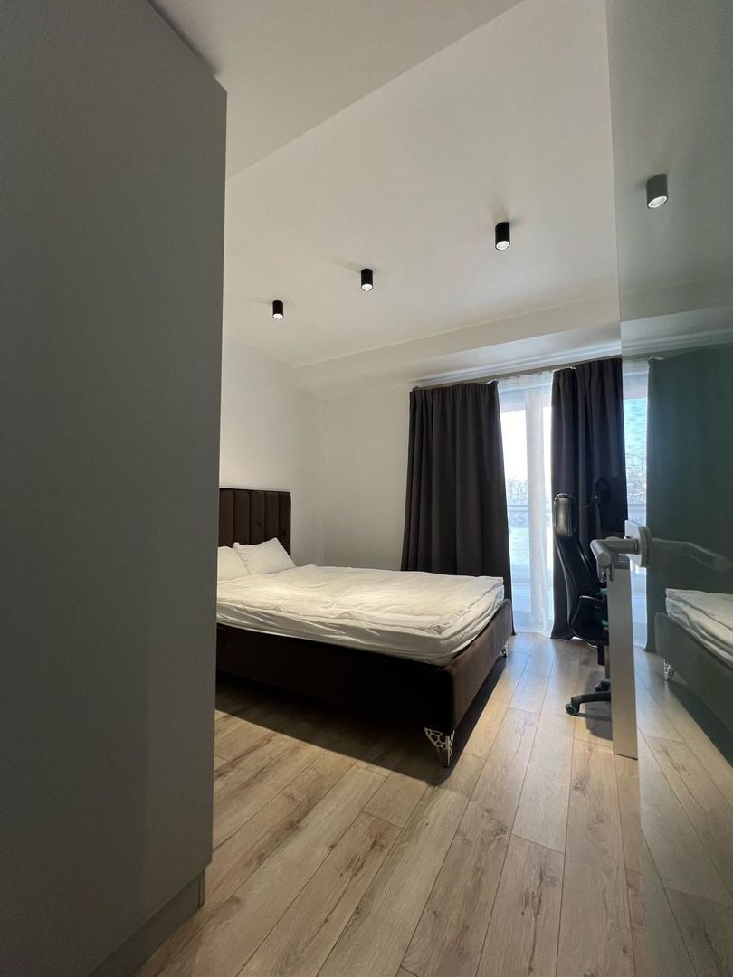 Apartament OTOPENI Central 3 camere LUX, parcare SUBTERANA - Poză 7