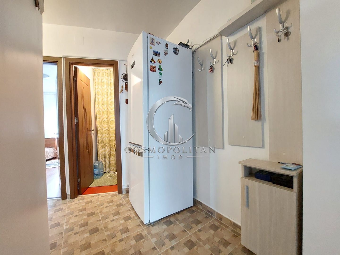 Apartament cu 3 camere zona 0 ~ etaj 5 din 6 ~ Confort 1 decomandat ~ renovat - Poză 9