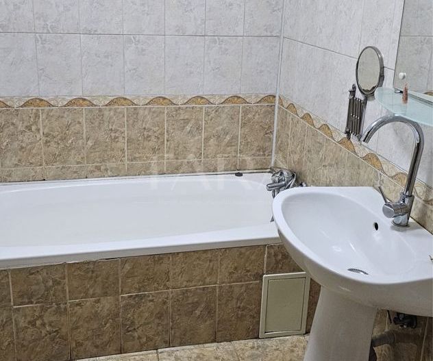 Apartament generos cu 3 camere în zona Dorobanților – Năsăud. - Poză 6