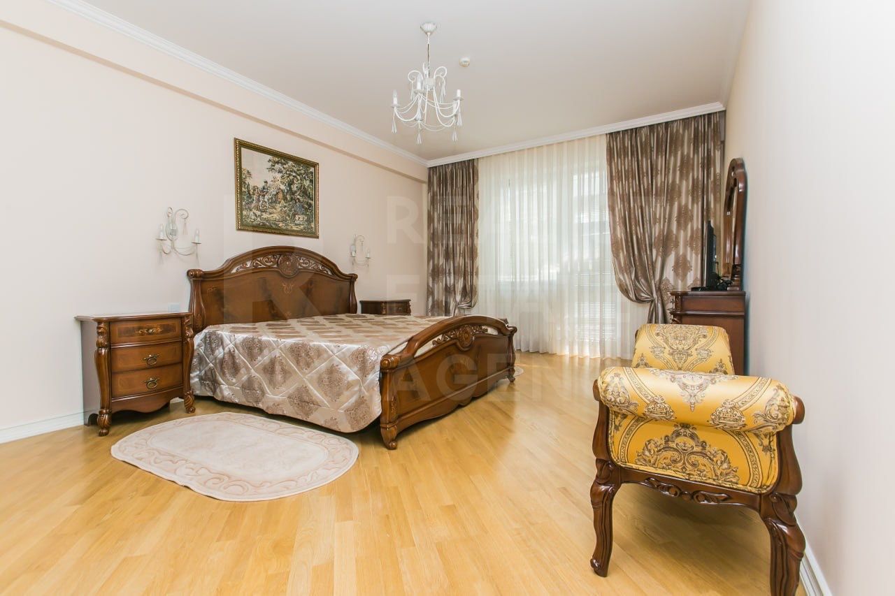 Chirie, apartament, 3 camere, Strada Sfatul Ţării, Centru - Poză 3