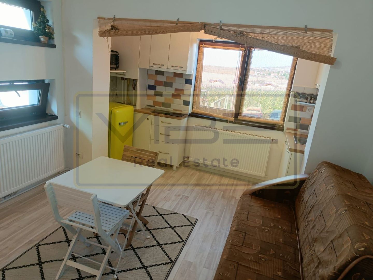 Garsoniera - 250 euro - Vișan ! - Poză 8