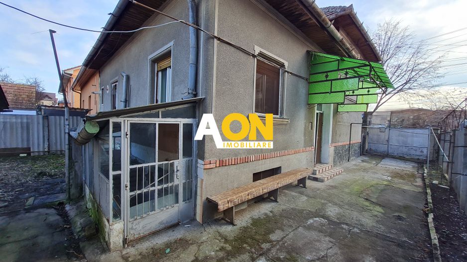 Casa 3 Camere + Demisol, Teren 287 mp, Zona Cetate - Poză 2