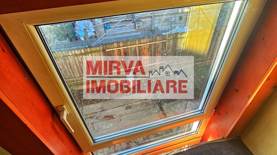 Casă cu arhitectură interbelică, 5 camere, teren 409 mp – Central - Poză 15