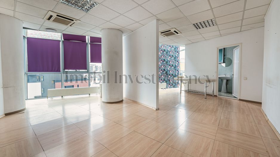 Cladire de birouri Vitan pretabilă pentru diverse afaceri. - Poză 3