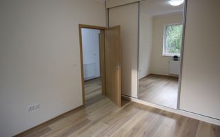APARTAMENT DEOSEBIT - Poză 10