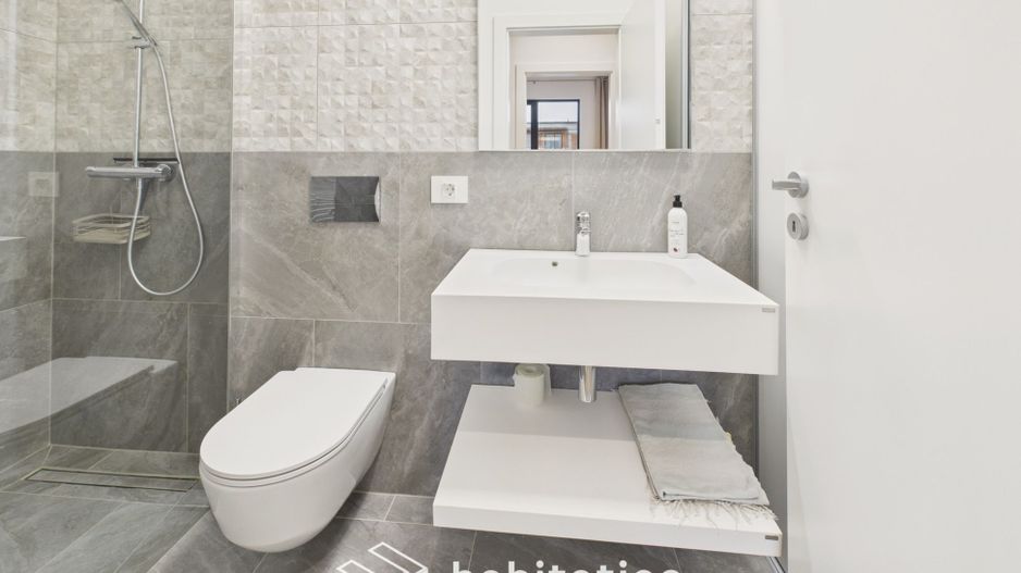 Apartament 3 camere, terasa spatioasa, zona Centralǎ - complex Paltim - Poză 14