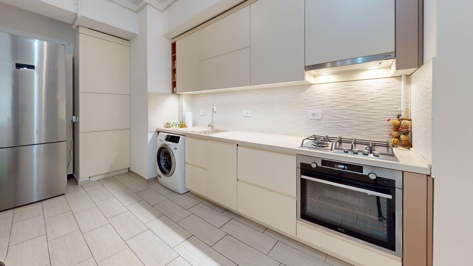 Apartament cu 4 camere de vânzare în Unirii, Bucuresti - Poză 10