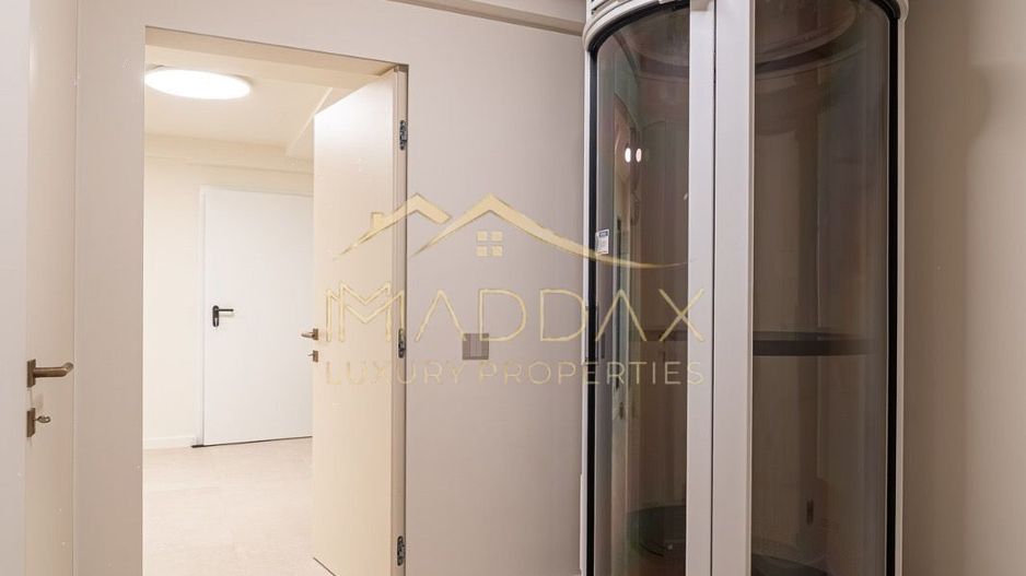 Vila Unica Noua cu 8 camere *300mp* /fotovoltaice si pompa cladura// Dorobanti - Poză 28