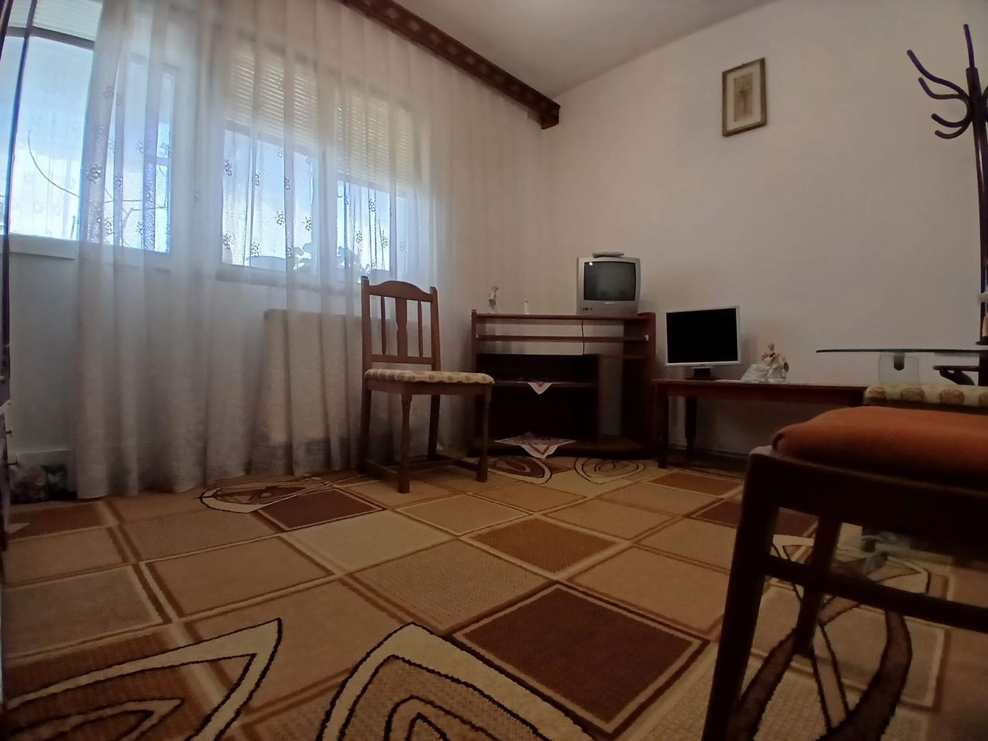 Decomandat! Vânzare apartament cu 3 in Targoviste- m11! - Poză 1