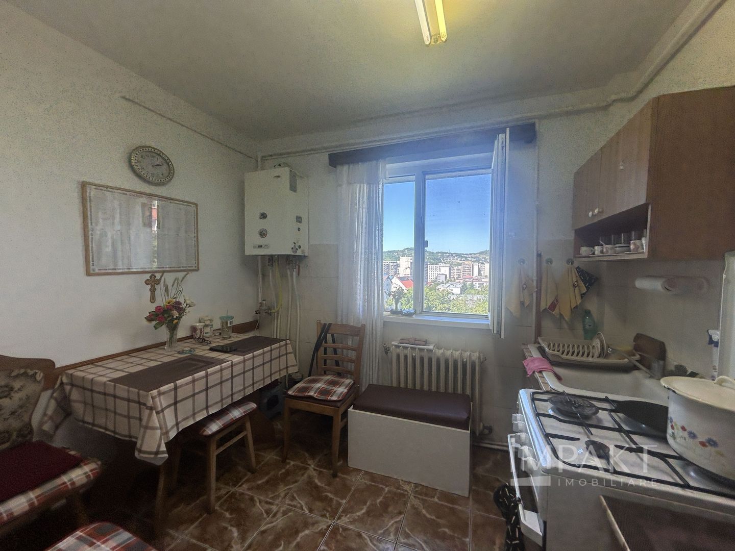 Vanzare apartament cu 4 camere in zona Minerva! - Poză 11