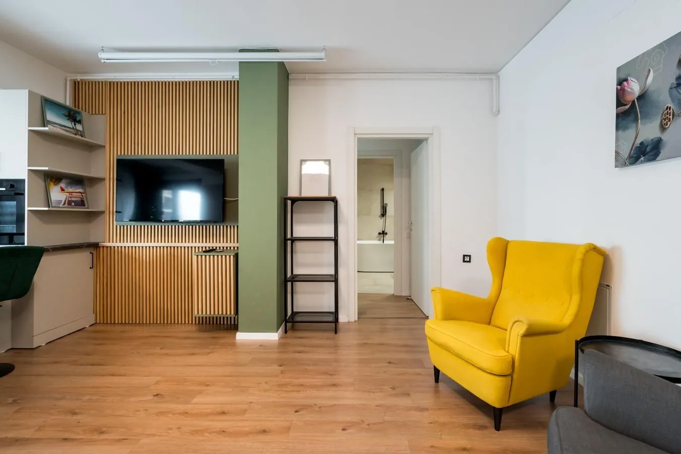 Short-term rent: 3 rooms apartment | Northside Park | Sector 1 — fotografia 3