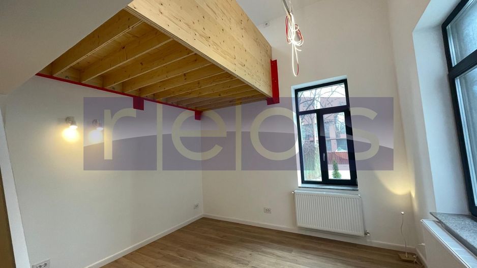 VANZARE CASUTA INTERBELICA RENOVATA DESIGN CONTEMPORAN 107MP MOSILOR FOISOR - Poză 2