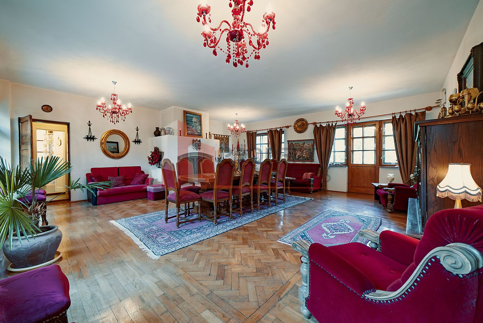 Vila superba langa Castelul Bran - Poză 5