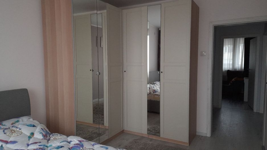 AP. 3 CAMERE, PET-FRIENDLY, BUCATARIE INCHISA, MOBILAT/UTILAT MODERN - Poză 2