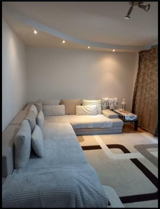 3 camere decomandat Araduluiet 2 renovat - Poză 1