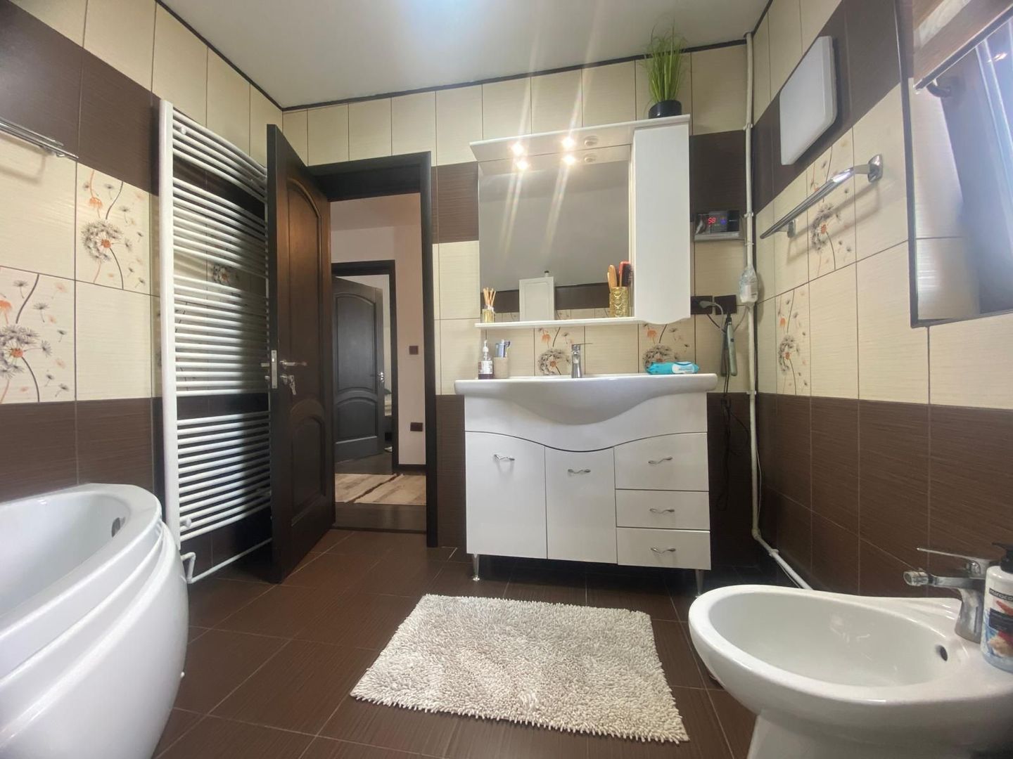 Se vinde casa cocheta,confortabila -5 minute de Târgoviște – Dumbrava - Poză 9