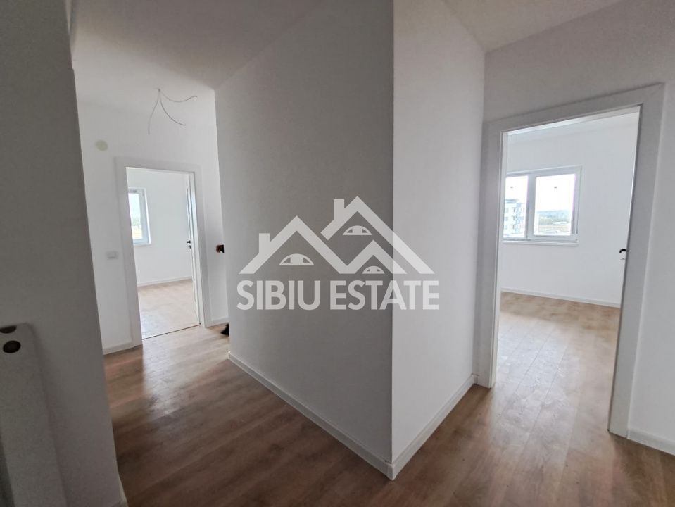 Apartament Sibiu 3 camere, 2 bai, terasa si boxa - Poză 14
