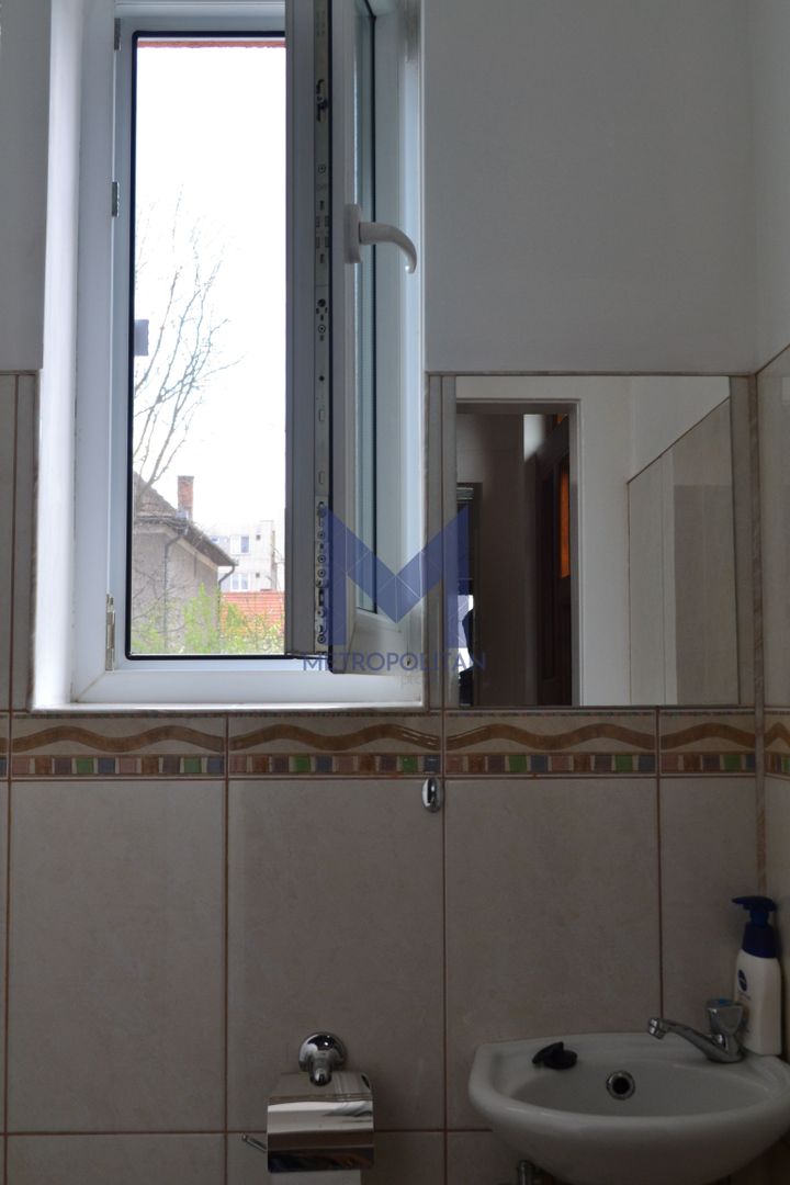 Apartament la casa de inchiriat aproape de centru - Poză 11