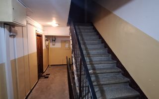 Apartament etaj 3/8 decomandat zona 1 Mai-Sara de vanzare - Poză 7