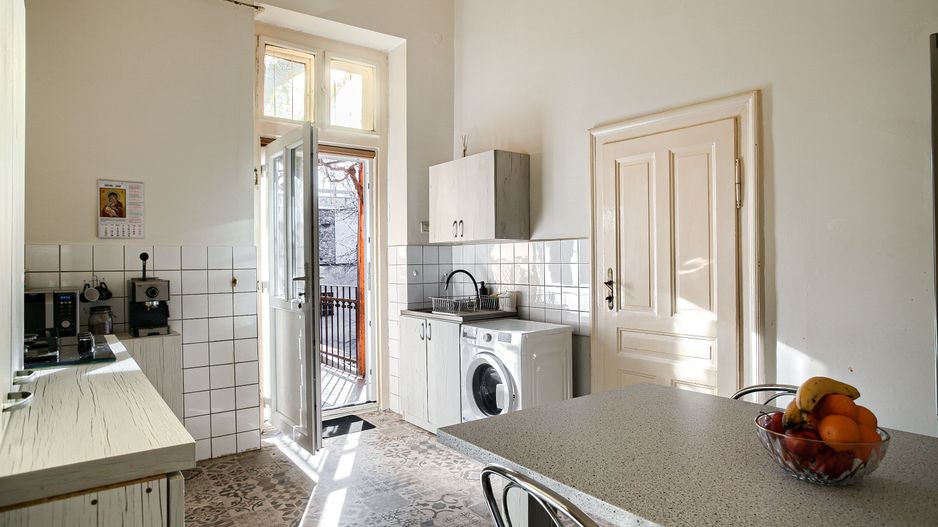 REZERVAT Apartament clasic cu 3 camere zona Podgoria - Poză 7