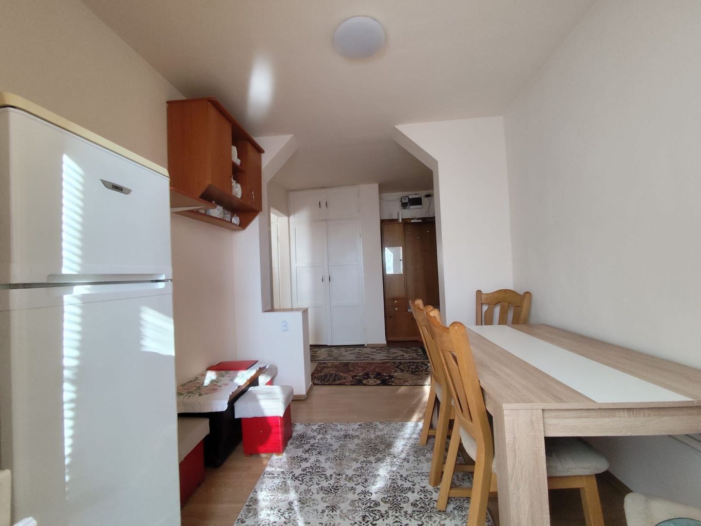 Inchiriere 2 camere str. Leonardo da Vinci, zona Nufarul, Oradea - Poză 10