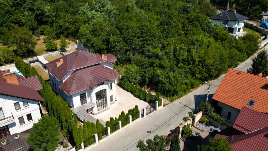 Vânzare, casă premium 255 mp, str. Eugeniu Păpușoi, Botanica - Poză 7