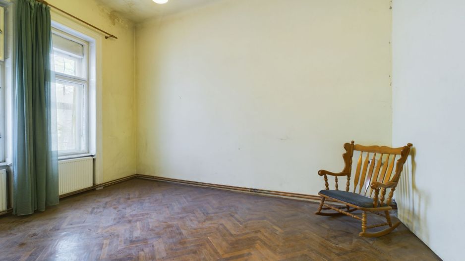 Apartament generos în zonă centrală cu clădiri istorice! - Poză 2