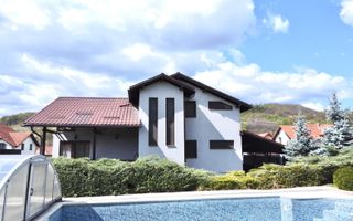 Casa superba de vanzare-piscina- eficienta energetic-Tautii Magheraus - Poză 1