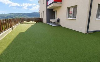 Apartament cu 3 camere, terasă de 125 mp, Baciu. - Poză 8