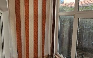 Vila P+1 Piața Muncii , strada Orzari, apartament cu 3 camere la Parer - Poză 4