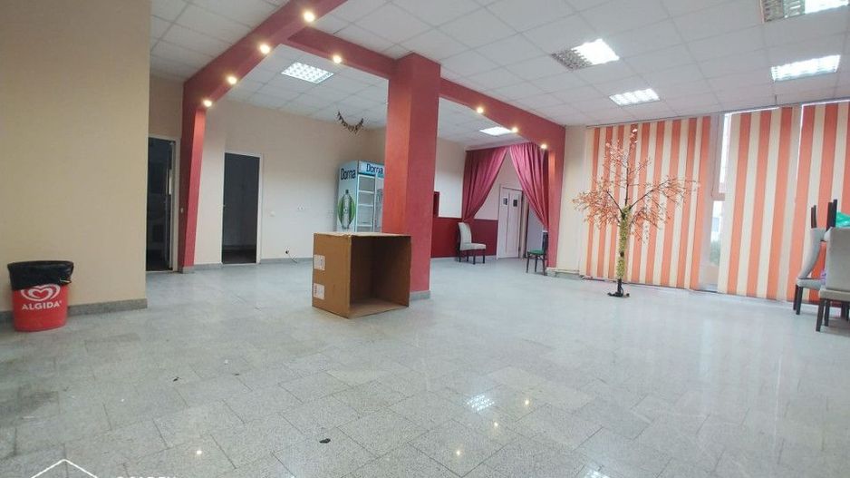 Spatiu comercial pe doua nivele, 320 mp, zona  Fortuna - Poză 9