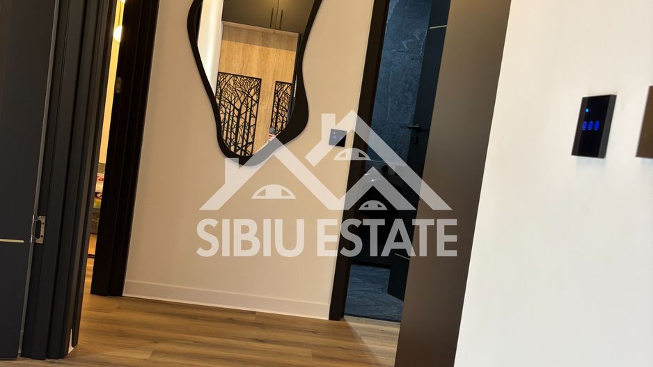 0% Comision | Apartament Premium în Centrul Istoric Sibiu - Poză 3