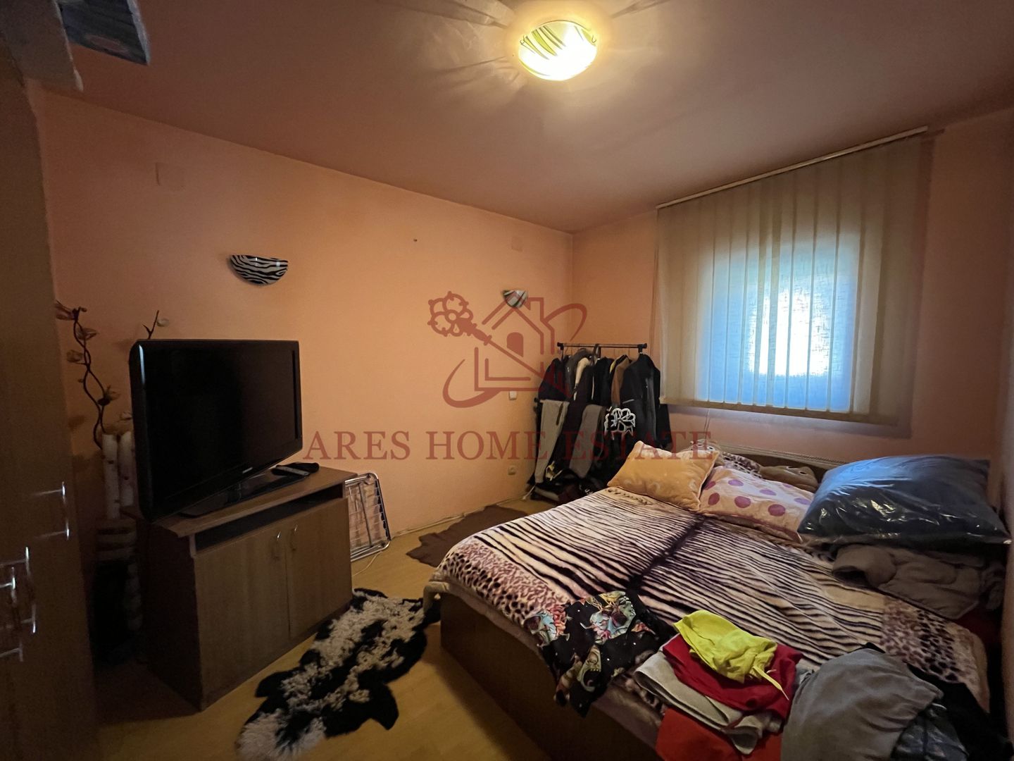 Casă individuală P+1+pod, pe piloni cu panouri solare - Poză 5