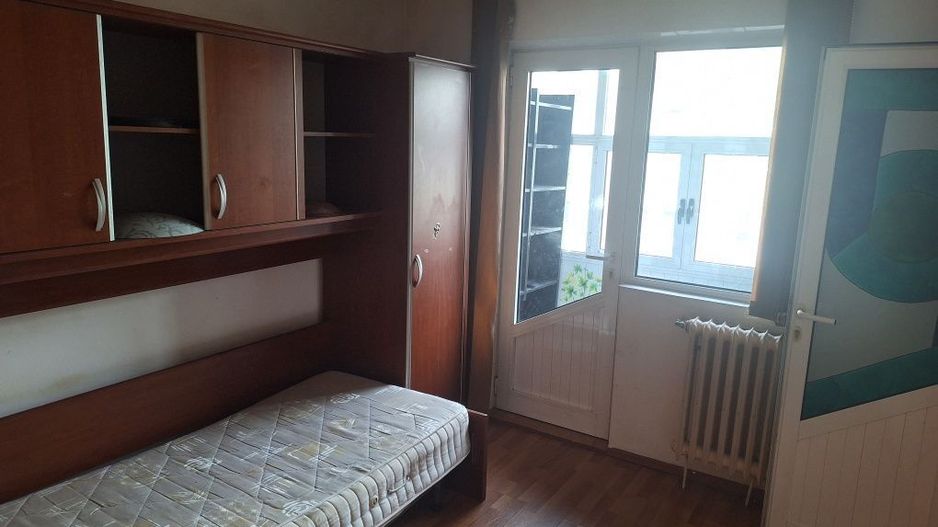Apartament cu 3 camere - etaj 2 - Calea Sagului - Poză 1