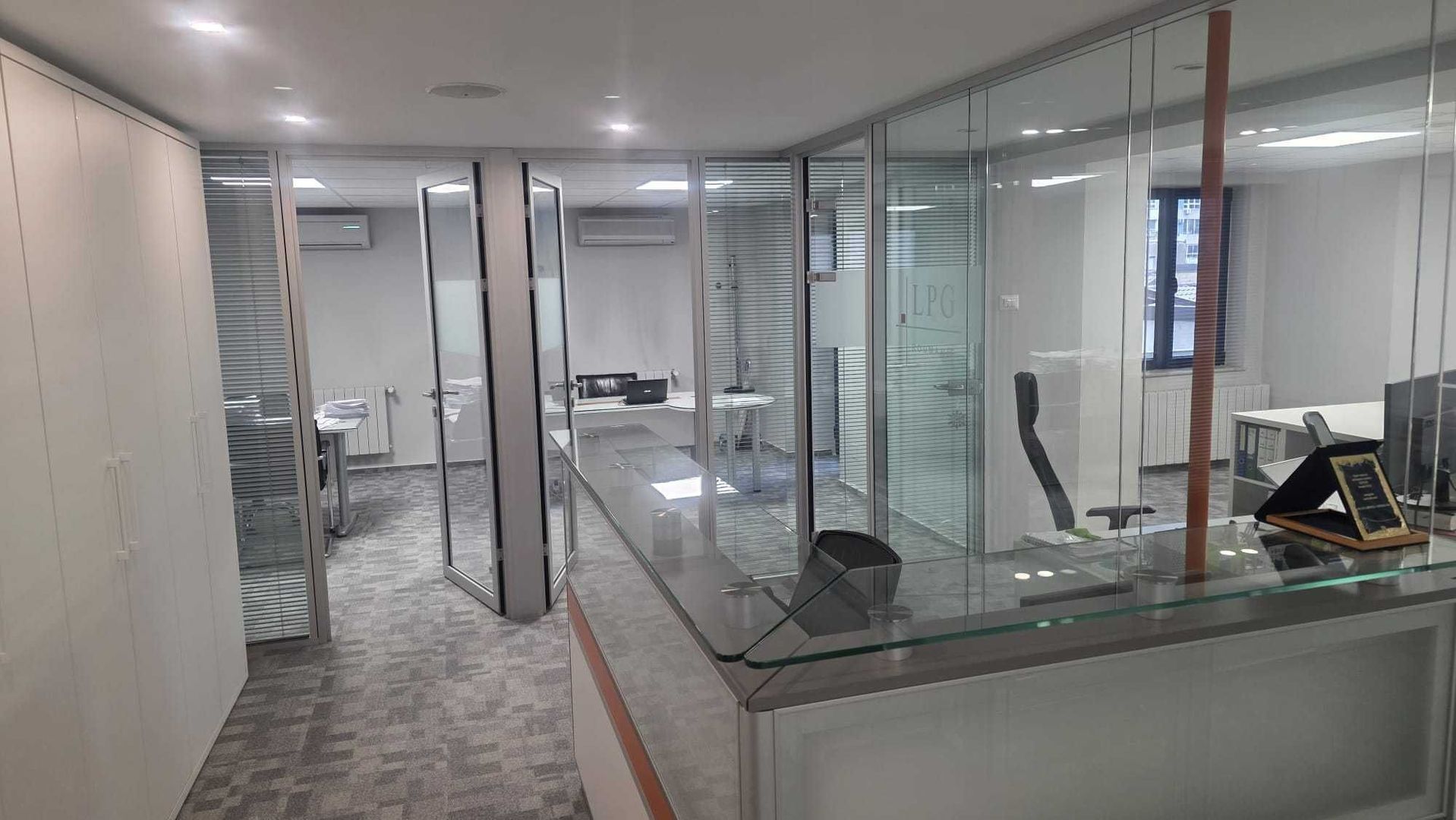 Spattiu birouri premium |inchiriere |  Ultracentral Piata Romanaa - Poză 1