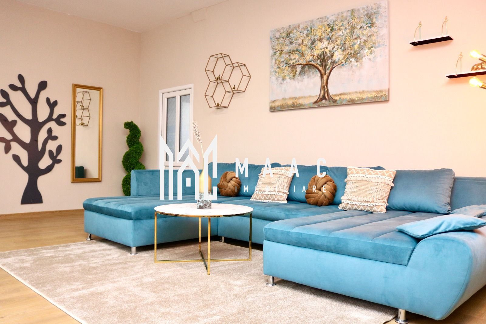 Apartament 4 camere de închiriat | Cisnădie, Central | Curte - Poză 12
