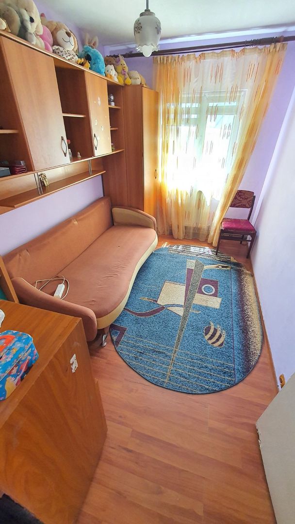 Apartament 4 camere, parter, zona GARĂ; - Poză 4