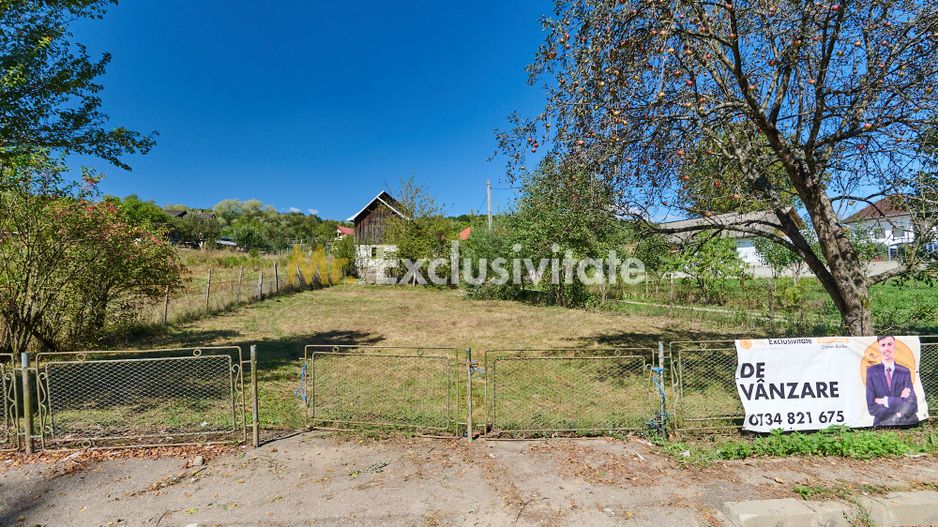 Teren intravilan de vanzare – Curtea de Arges, Str. Valea Doamnei - Poză 1
