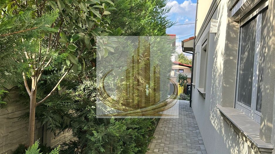 Casa in stil mediteranean, ultrafinisată 5 camere, 3 bai + curte. - Poză 12