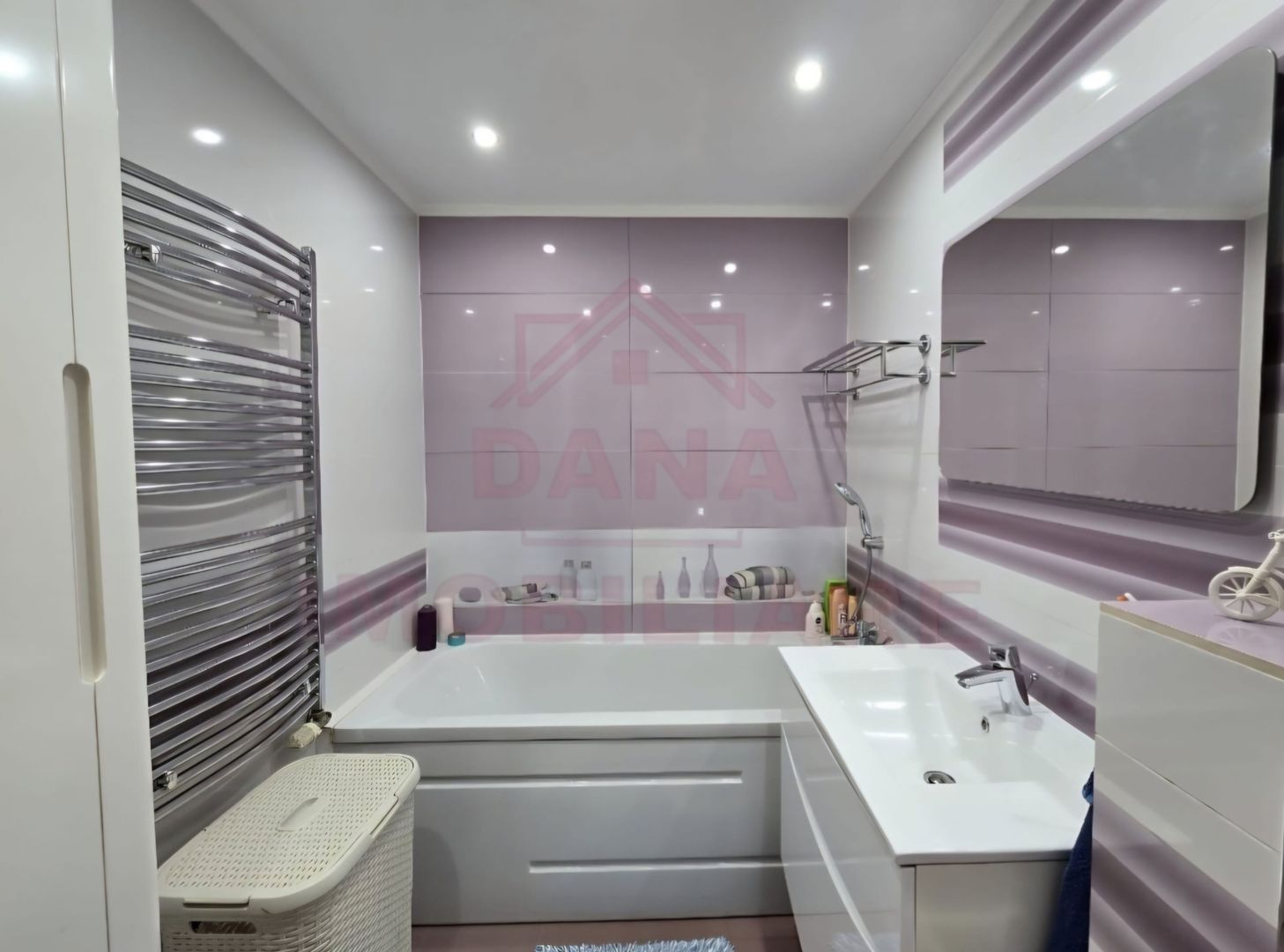 APARTAMENT DE ÎNCHIRIAT PREMIUM \4 CAMERE ÎN REȘIȚA \ZONA MICRO IV - Poză 7