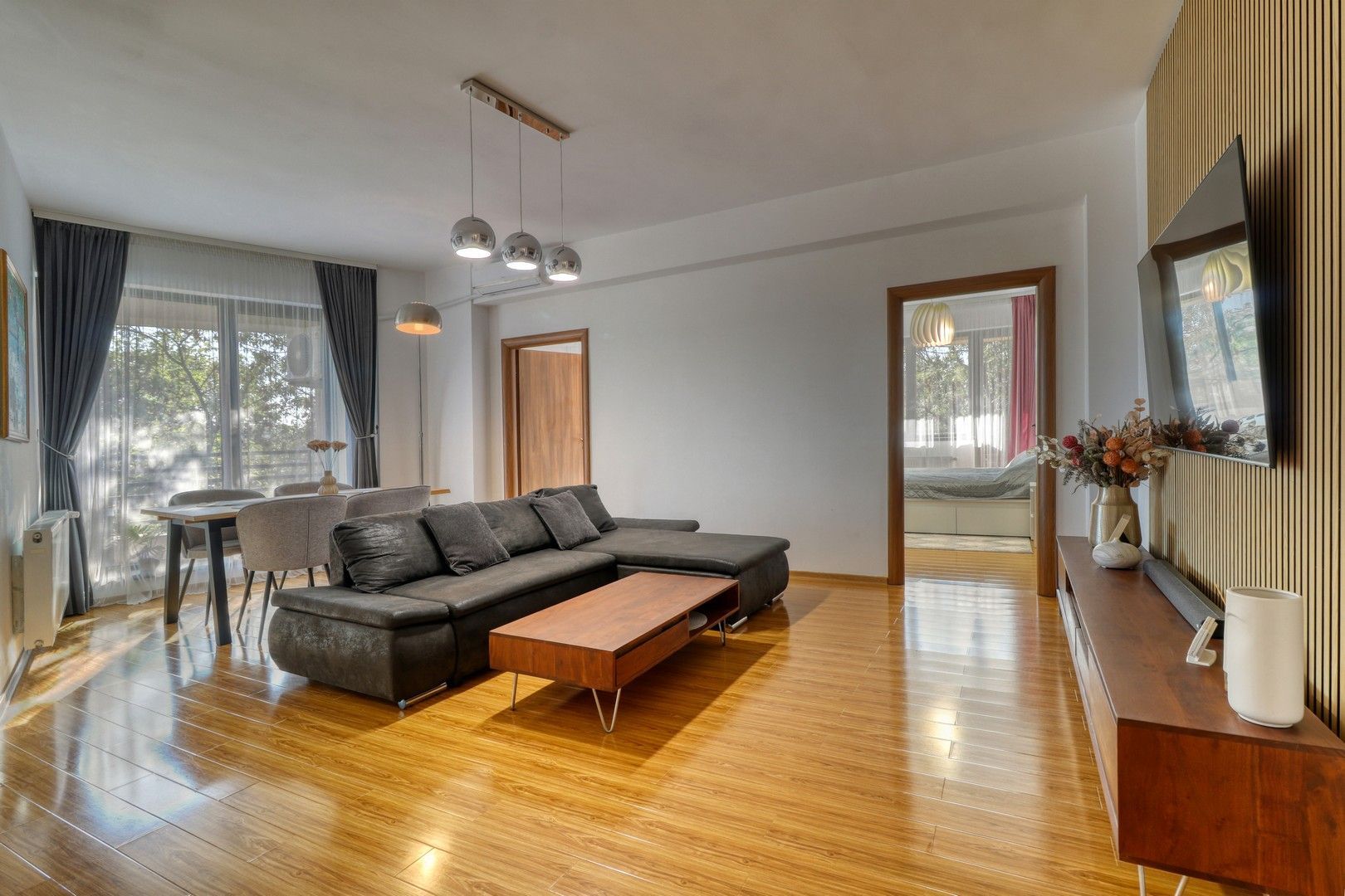 Bucurestii Noi- Dămăroia- Apartament de 4 camere-92mp- Școala 179 - Poză 1