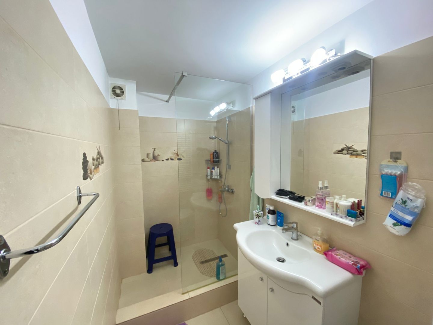 Apartament spațios 2 camere, 63 mp, etaj 2, zona Sebastian – Sector 5 (V4) - Poză 8