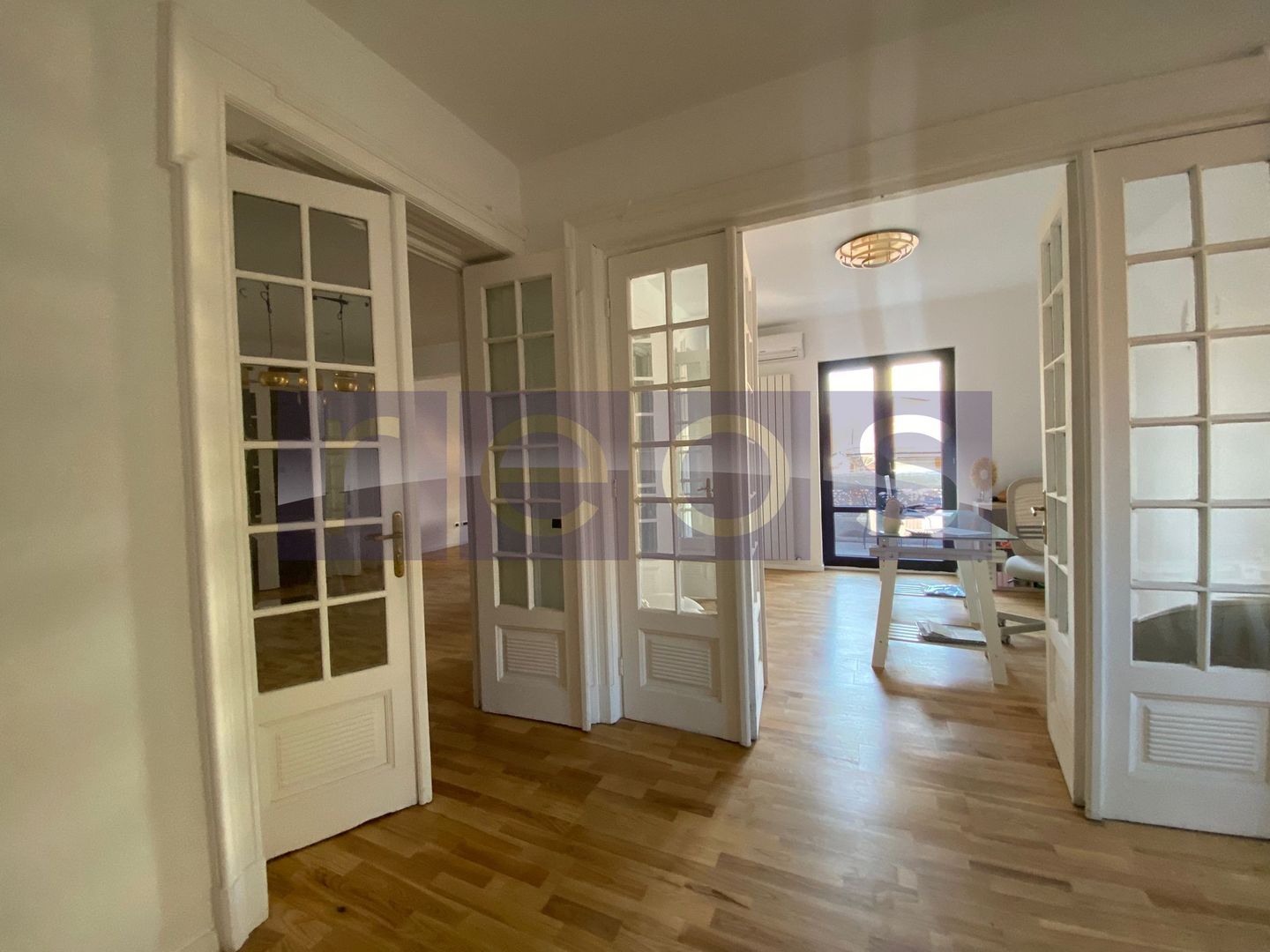 VÂNZARE | 4 CAMERE + CURTE | DOROBANȚI - Poză 2