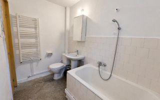 Apartament 2 camere| Ramnicu Vâlcea|52 mp|Zona Traian|64.000 euro negociabil - Poză 8