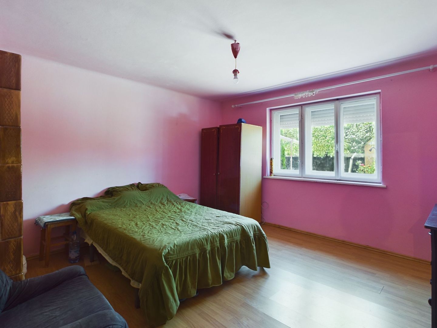 CASĂ ÎN HORIA - Poză 1